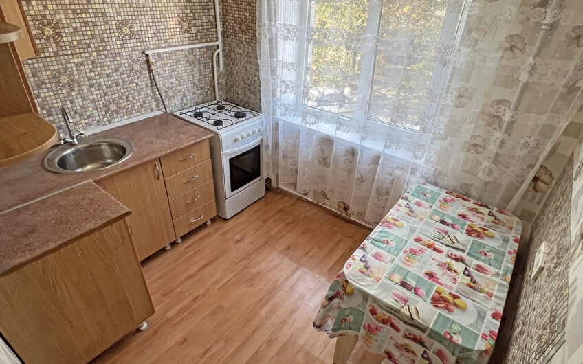 3-к квартира, 59.1 м², 2/5 эт., г.Славянск н/К, р-н Школы №4