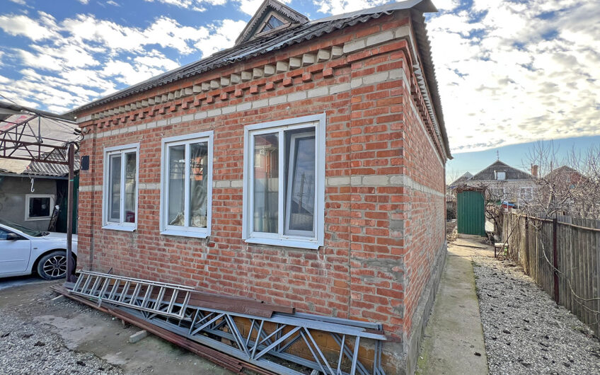 Дом 55 м² на участке 4 сот., г.Славянск-на-Кубани, р-н Северного Парка