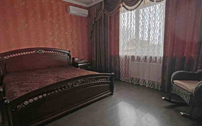 Дом 245 м² на участке 11 сот., х.Чигрина, 10 км от г.Славянск н/К