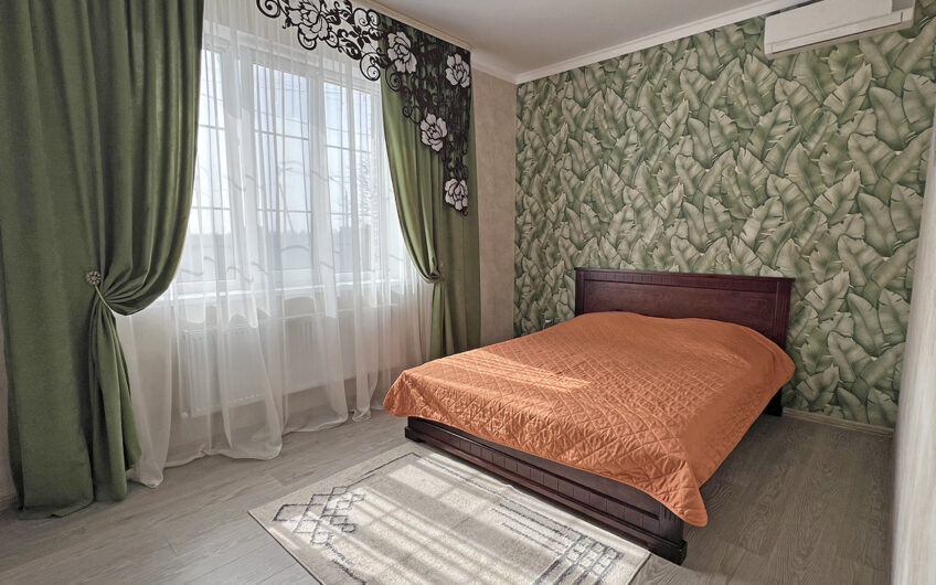 Дом 135 м² на участке 4.9 сот., г.Славянск н/К, р-н Водолечебницы