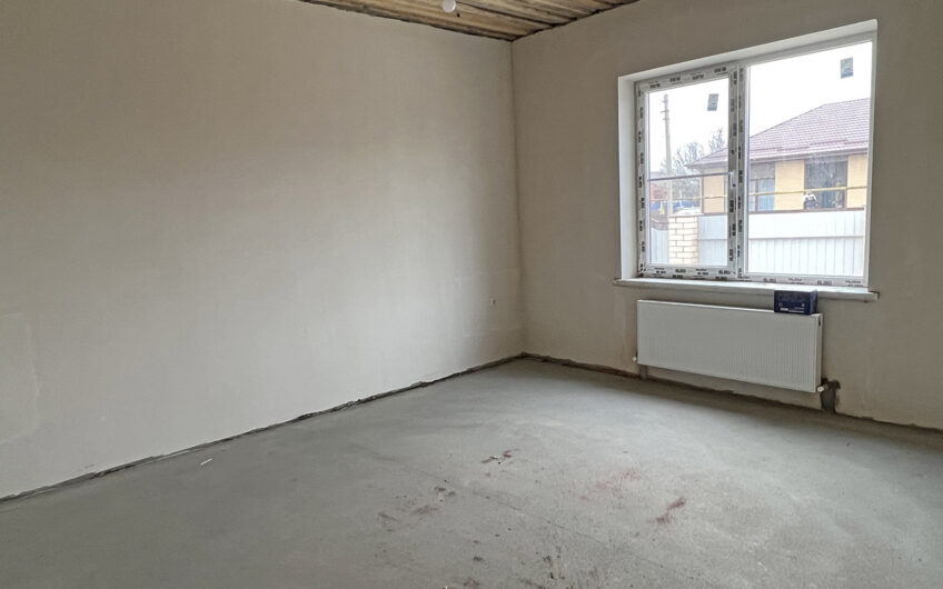 Дом 120 м² на участке 4 сот., г.Славянск н/К, р-н Воинской части