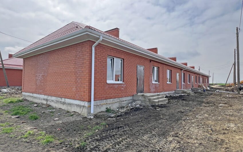 Дом 34.7 м² на участке 1 сот., ст.Анастасиевская