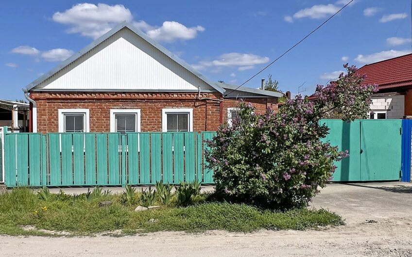 Дом 51 м² на участке 7.3 сот., г.Славянск н/К, р-н ЦРБ