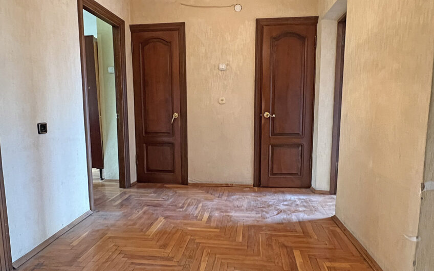 3-к квартира, 61.3 м², 2/5 эт., г.Славянск н/К, р-н Стоматологии