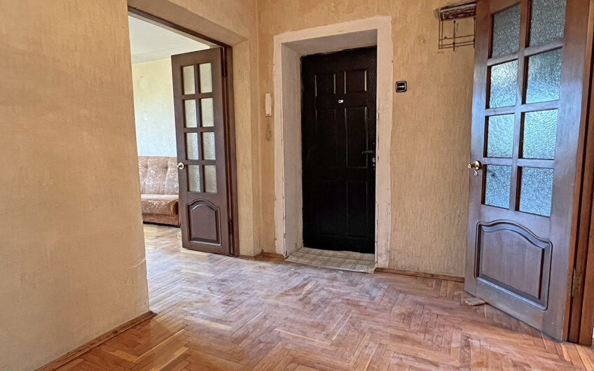 3-к квартира, 61.3 м², 2/5 эт., г.Славянск н/К, р-н Стоматологии