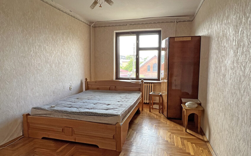 3-к квартира, 61.3 м², 2/5 эт., г.Славянск н/К, р-н Стоматологии