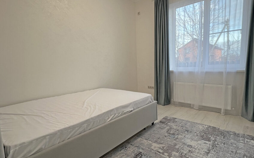 Дом 120 м² на участке 4 сот., г.Славянск-на-Кубани, Центральная усадьба Сад-Гигант