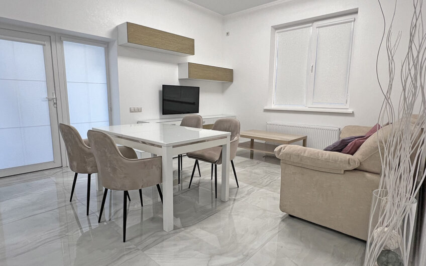 Дом 120 м² на участке 4 сот., г.Славянск-на-Кубани, Центральная усадьба Сад-Гигант
