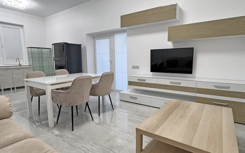 Дом 120 м² на участке 4 сот., г.Славянск-на-Кубани, Центральная усадьба Сад-Гигант