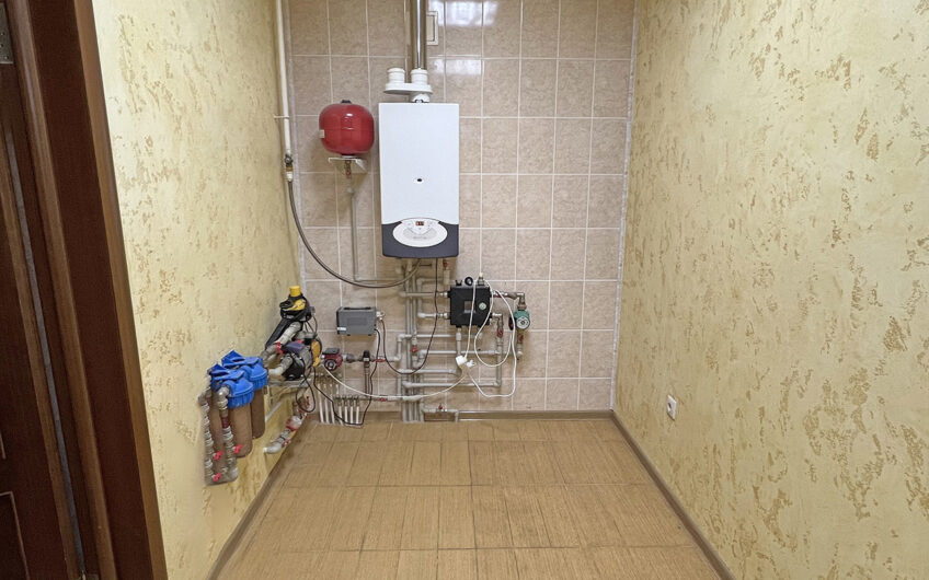 Дом 180 м² на участке 8 сот., г.Славянск-на-Кубани, Центральная усадьба Сад-Гигант