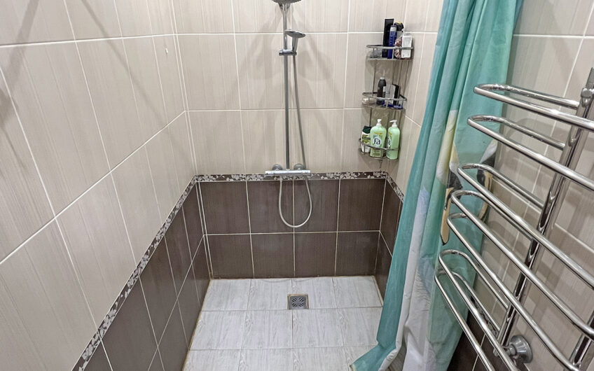 Дом 180 м² на участке 8 сот., г.Славянск-на-Кубани, Центральная усадьба Сад-Гигант