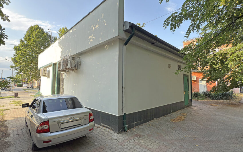 Коммерческое здание в центре Славянска-на-Кубани с окупаемостью 12 лет