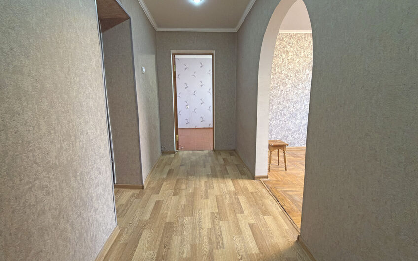 2-к квартира, 46.8 м², 5/5 эт., г.Славянск н/К, р-н Северного Парка