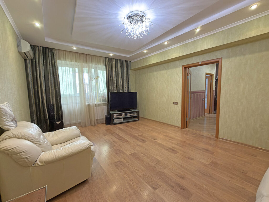 3-к квартира, 99.1 м², 3/5 эт., г.Славянск н/К, Центр города, фото 2 из 17