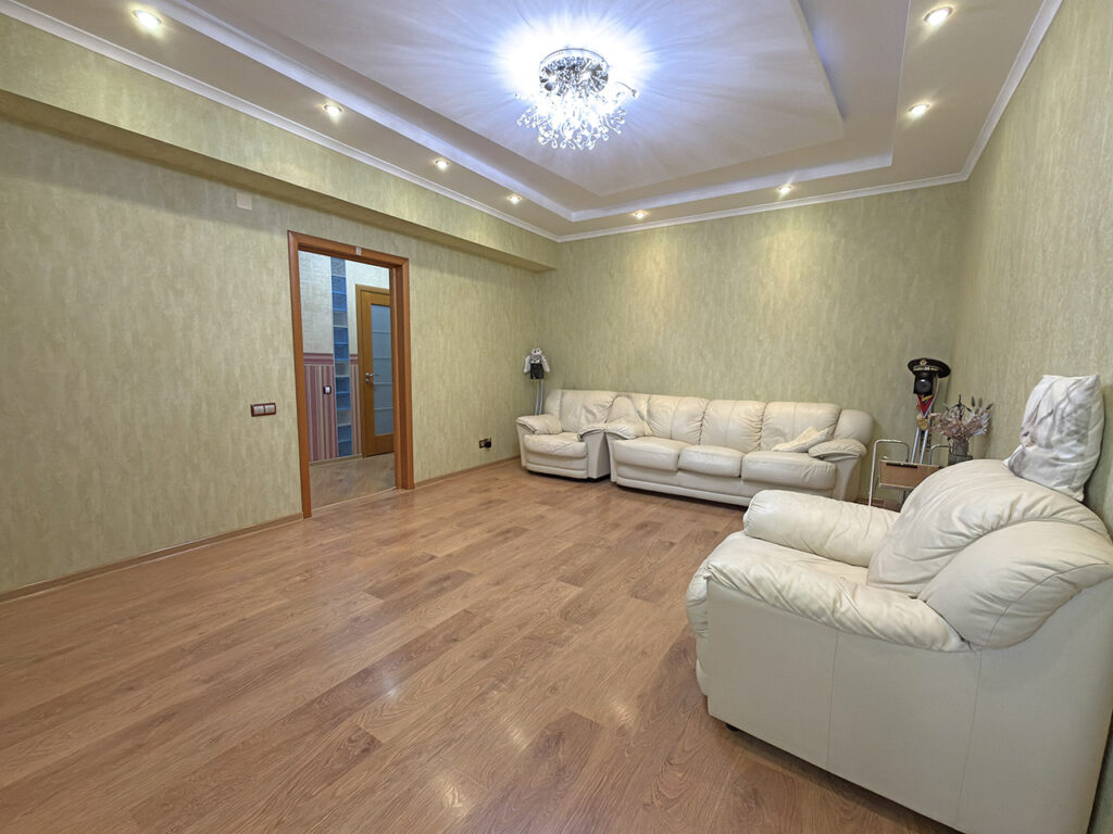 3-к квартира, 99.1 м², 3/5 эт., г.Славянск н/К, Центр города, фото 3 из 17