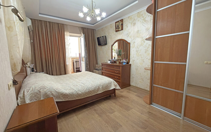 3-к квартира, 99.1 м², 3/5 эт., г.Славянск н/К, Центр города