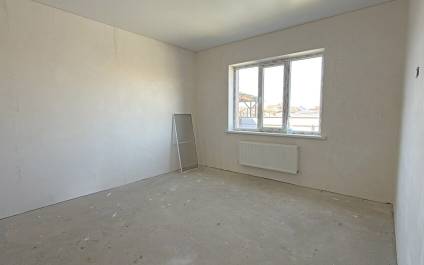 Дом 143 м² на участке 3 сот., г.Славянск н/К, Центр