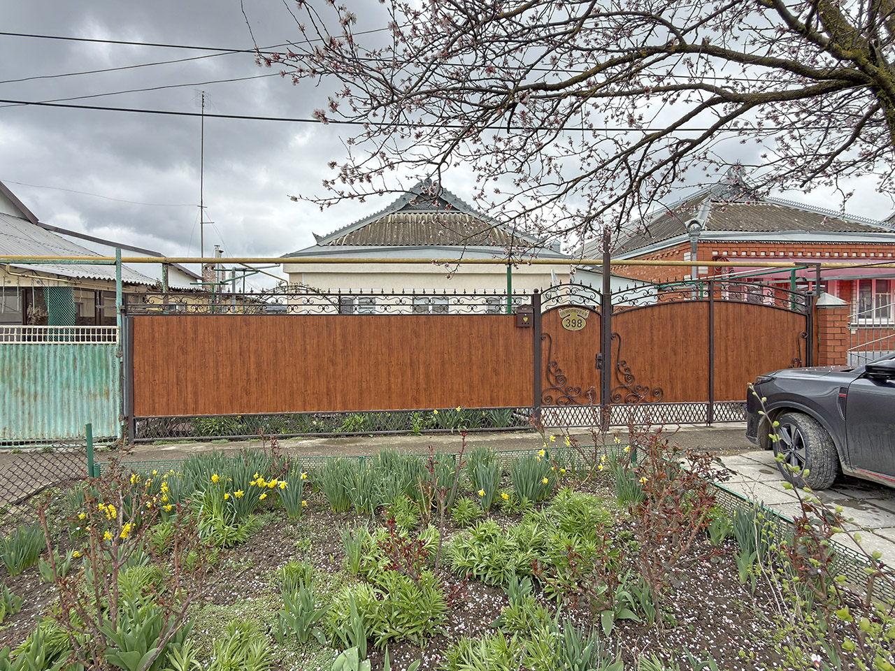 Дом 95 м² на участке 7 сот., г.Славянск н/К, ЦРБ