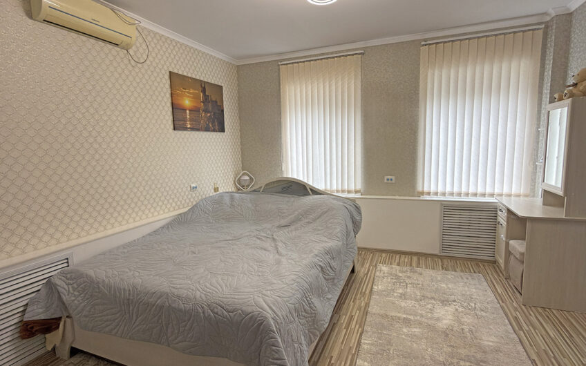 Дом 95 м² на участке 7 сот., г.Славянск н/К, ЦРБ