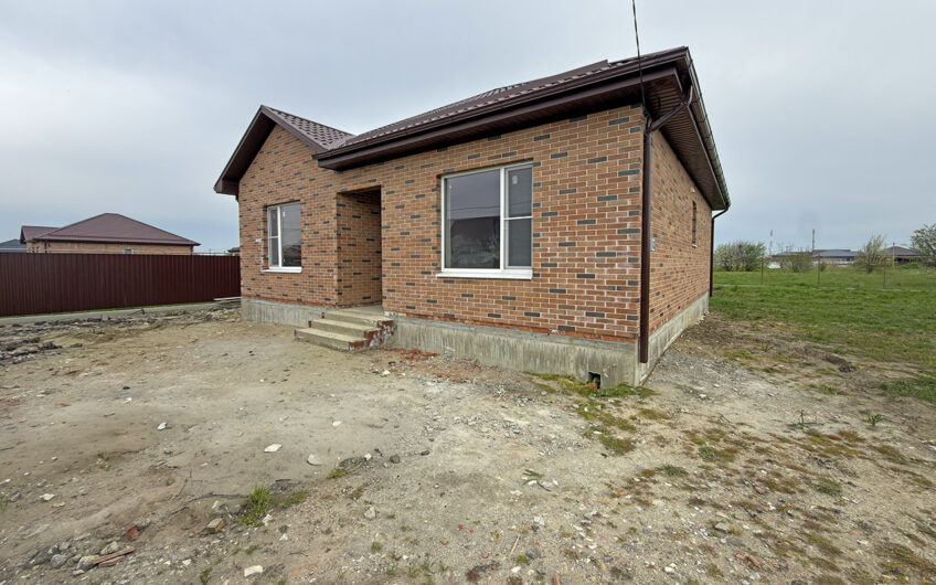 Дом 120 м² на участке 8 сот., г.Славянск н/К, мкр.Юго-Западный