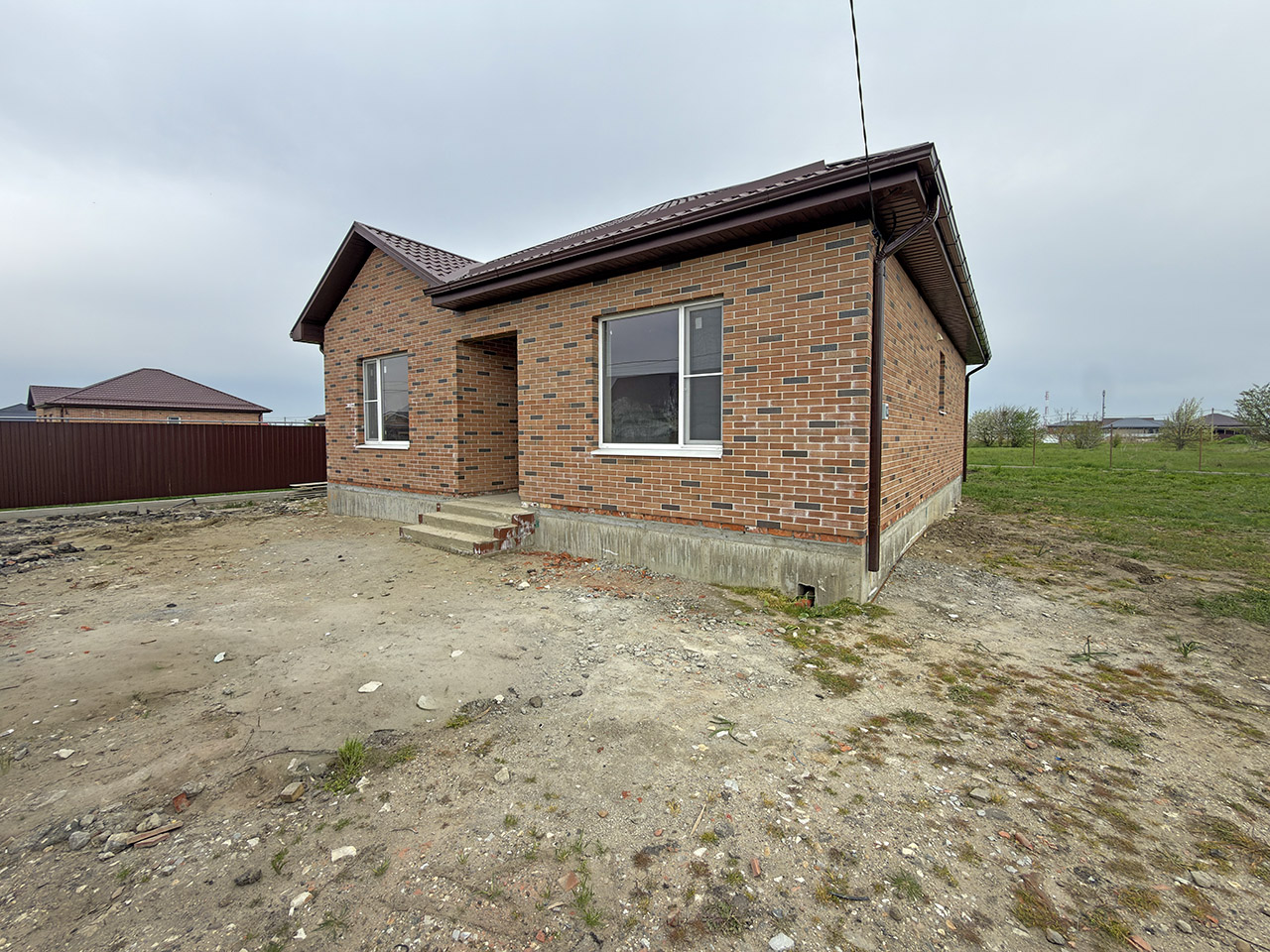 Дом 120 м² на участке 8 сот., г.Славянск н/К, мкр.Юго-Западный