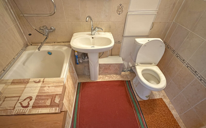 2-к квартира, 40 м², 2/5 эт., г.Славянск н/К, Центр