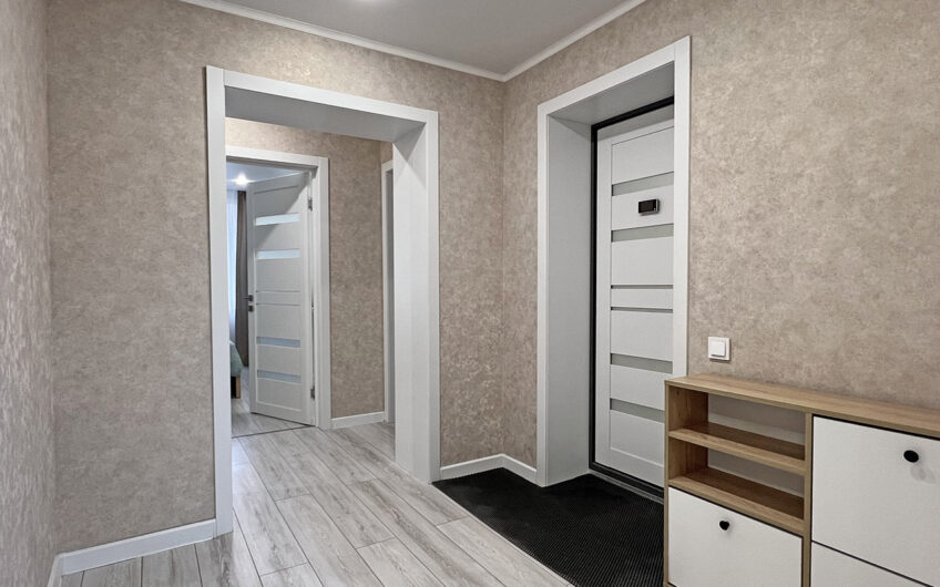 3-к квартира, 72.8 м², 2/5 эт., г.Славянск н/К, р-н Северного Парка
