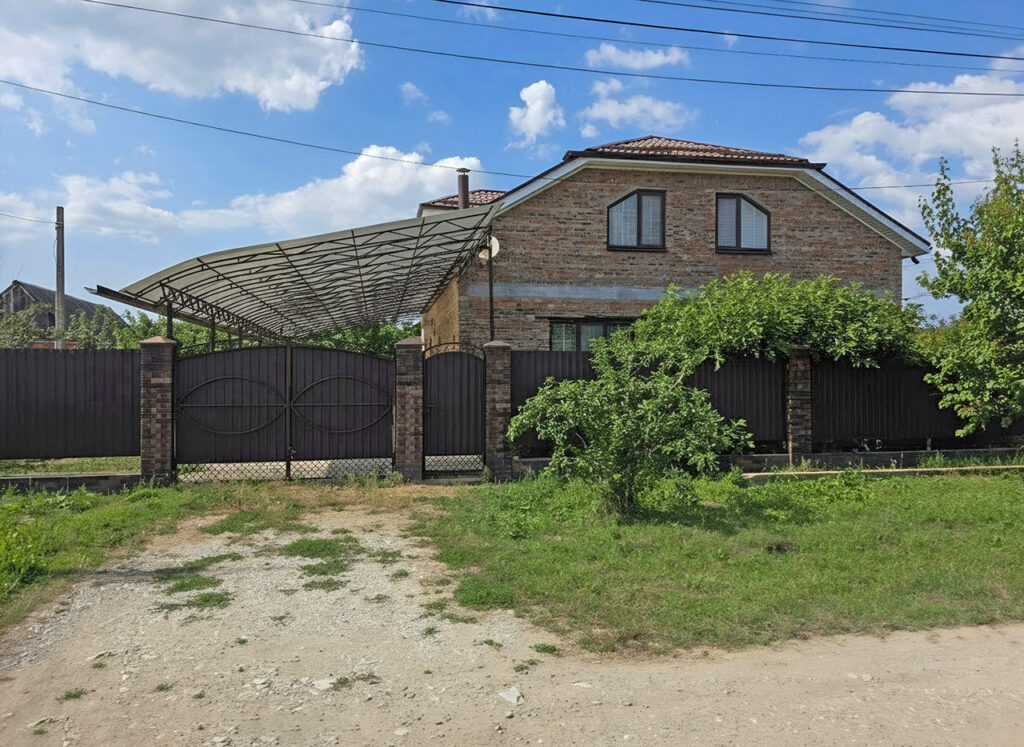 Дом 240 м² на участке 8 сот., г.Славянск-на-Кубани, фото 2 из 26