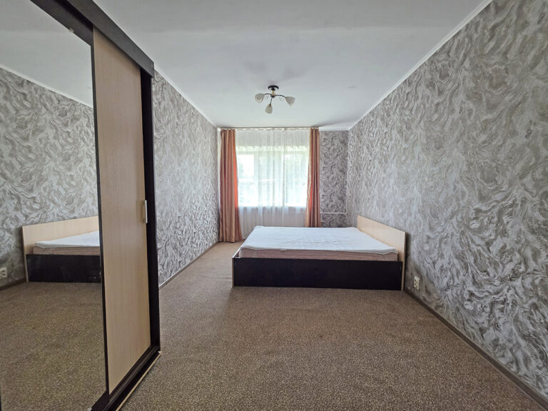 2-к квартира, 40.5 м², 1/2 эт., г.Славянск н/К, р-н ЦРБ