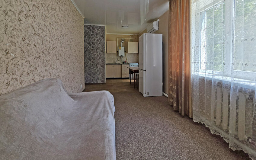 2-к квартира, 40.5 м², 1/2 эт., г.Славянск н/К, р-н ЦРБ
